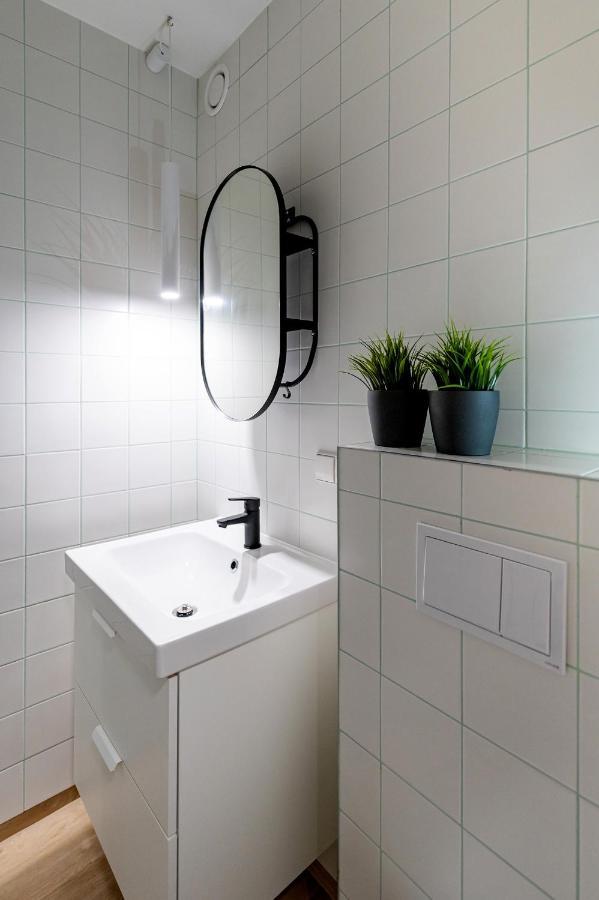 Uab Laisves Alejos Viesbutis Apartment Kaunas Bagian luar foto